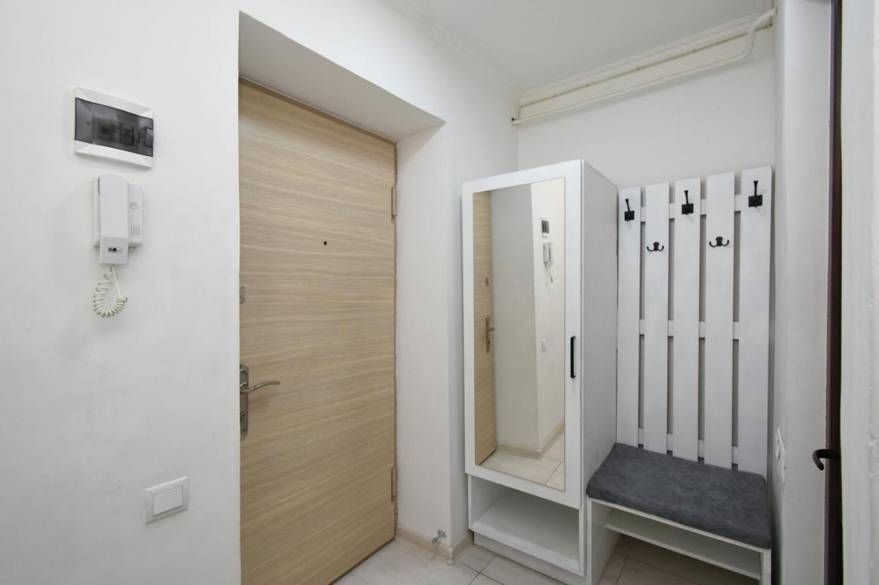 Cozy Apartment Near To The Metro H Kochar 19 Erévan Extérieur photo