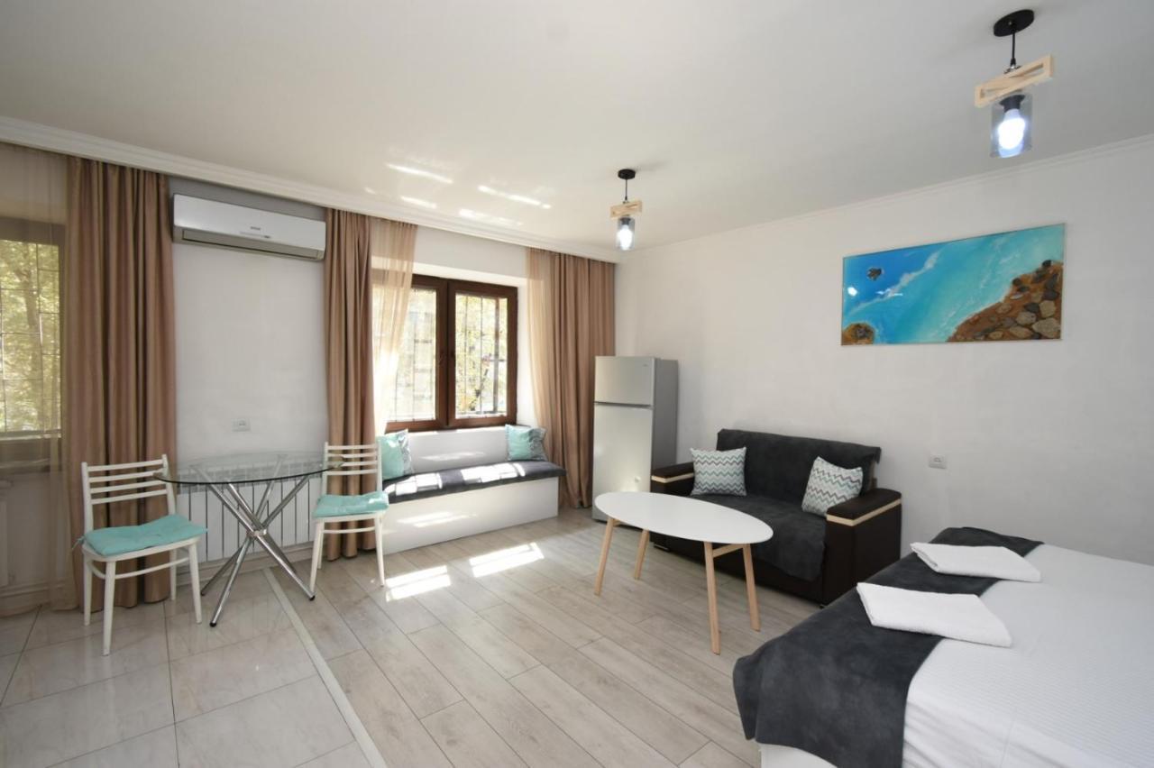 Cozy Apartment Near To The Metro H Kochar 19 Erévan Extérieur photo