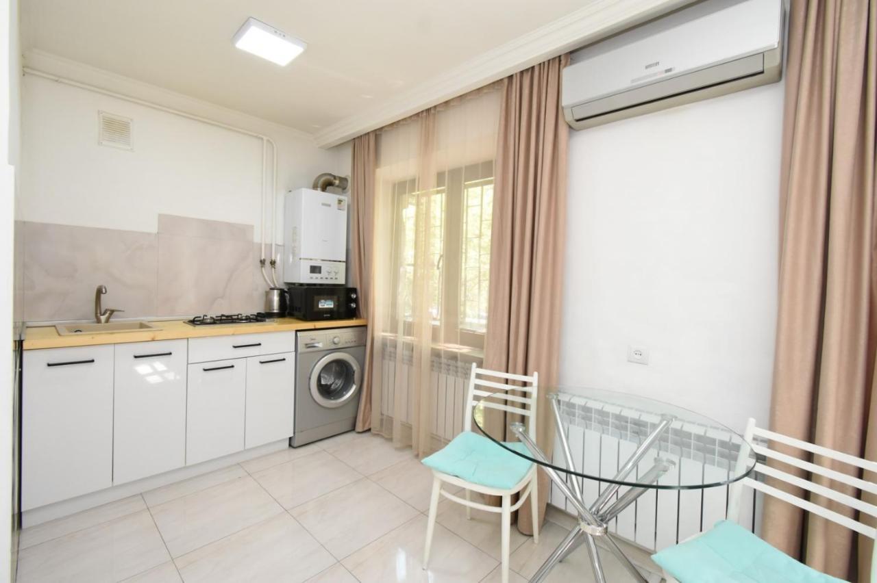 Cozy Apartment Near To The Metro H Kochar 19 Erévan Extérieur photo